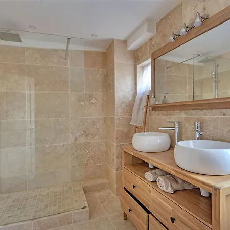 Oasis Provencale - Clim - Wifi - Parking Gratuit A 200M Apartment Avignon Exterior photo